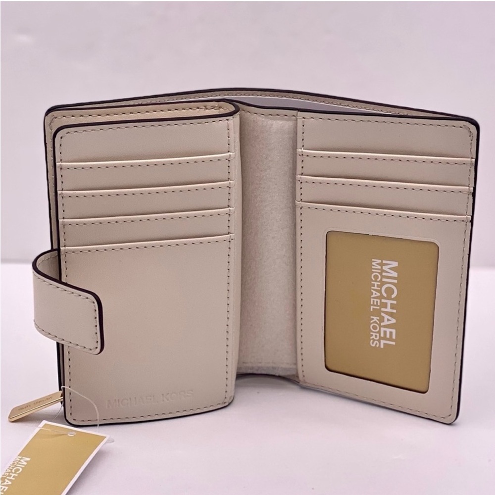 Michael Kors Floral Medium Bifold Wallet - Picture 4 of 11